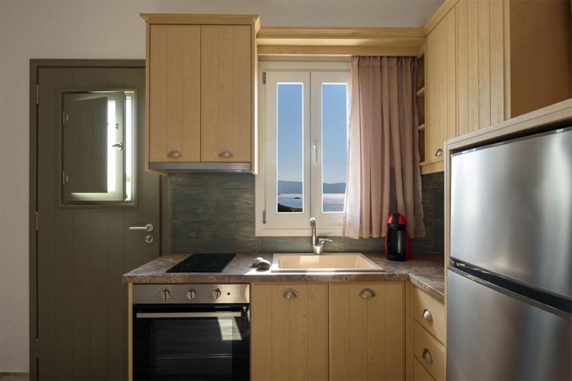 Κalamitsi Rooms & Apartments Kímolos Eksteriør billede