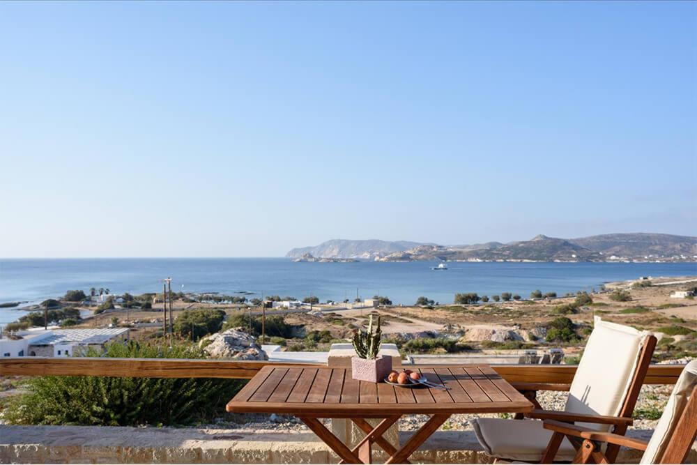 Κalamitsi Rooms & Apartments Kímolos Eksteriør billede